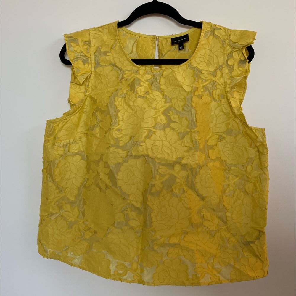 NWOT Who What Wear - Gold Vintage Style Floral Top